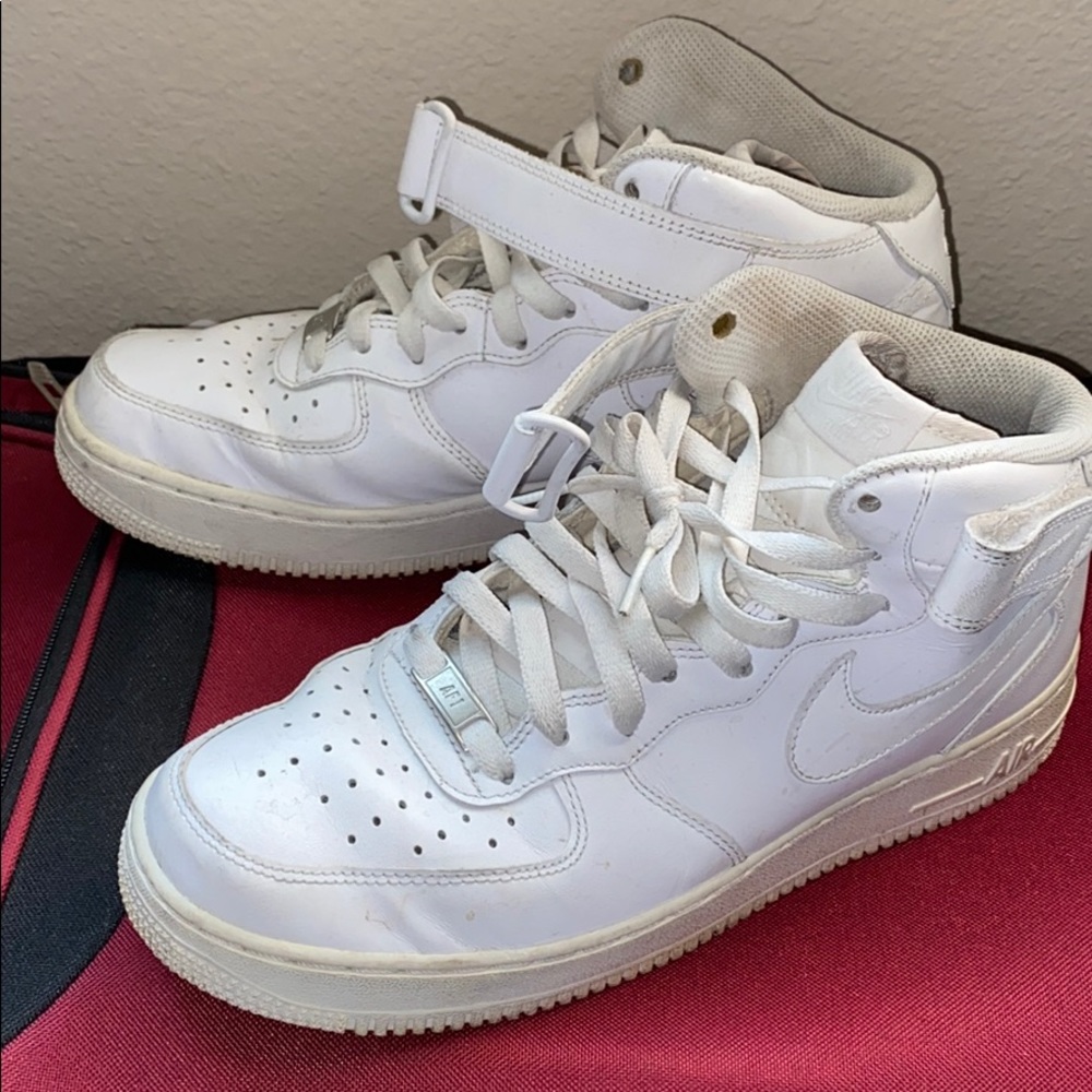 White Air Force 1s High Top
